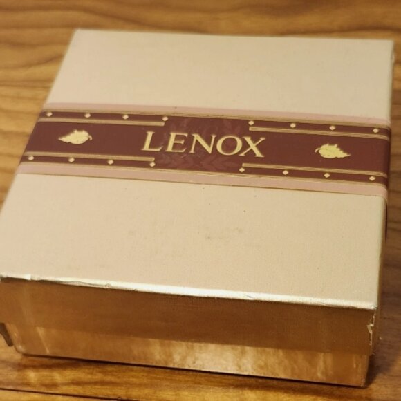 Lenox Rose Manor Jewelry 4" Dish Fine China, 24k Gold Trim, Orig Box - Picture 4 of 6